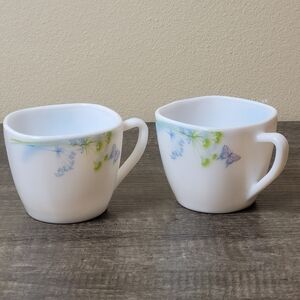 Vintage Gold Coast Butterfly Blue Flower Fields Tea Coffee cups 2 mugs